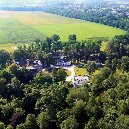 Palac Kurozweki Kurozwęki Exterior foto