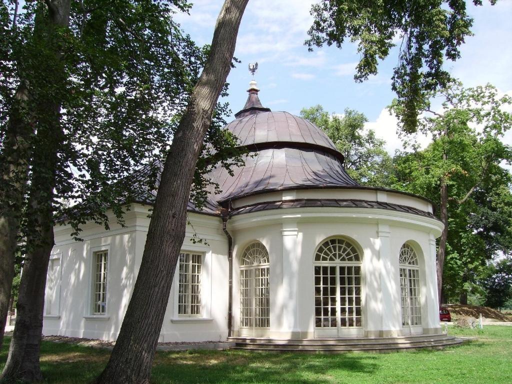 Palac Kurozweki Kurozwęki Exterior foto